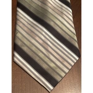 Villini Hand Made 100% Silk Men’s Neck Tie Made In China